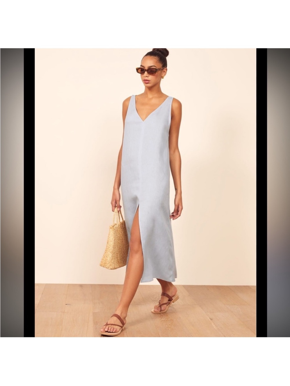 Reformation Monique linen dress. V neck front slit light blue. Medium